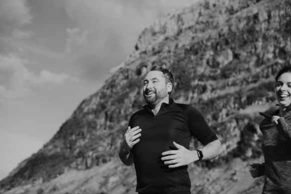 couple running together