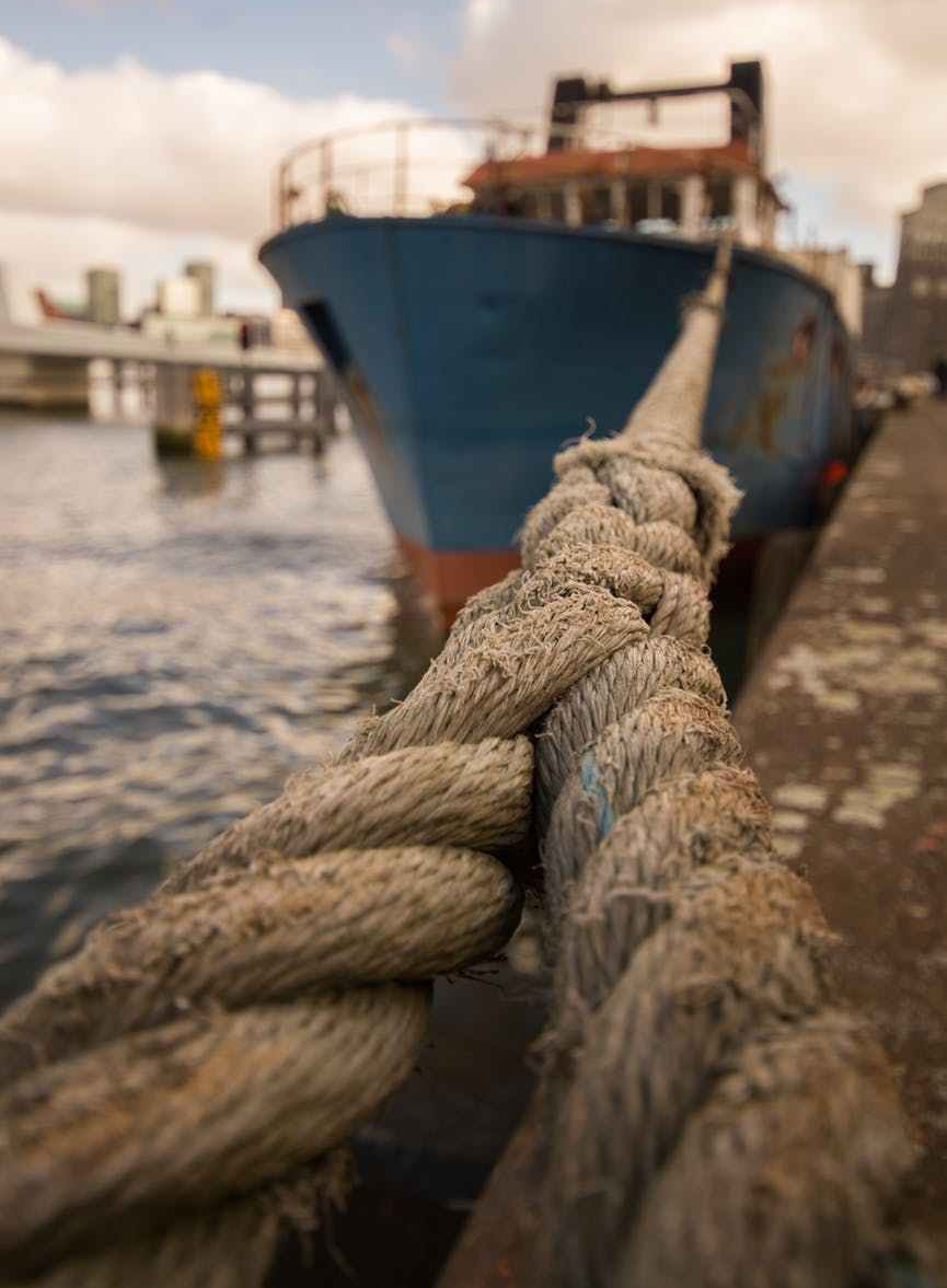 city-water-ship-cable.jpg