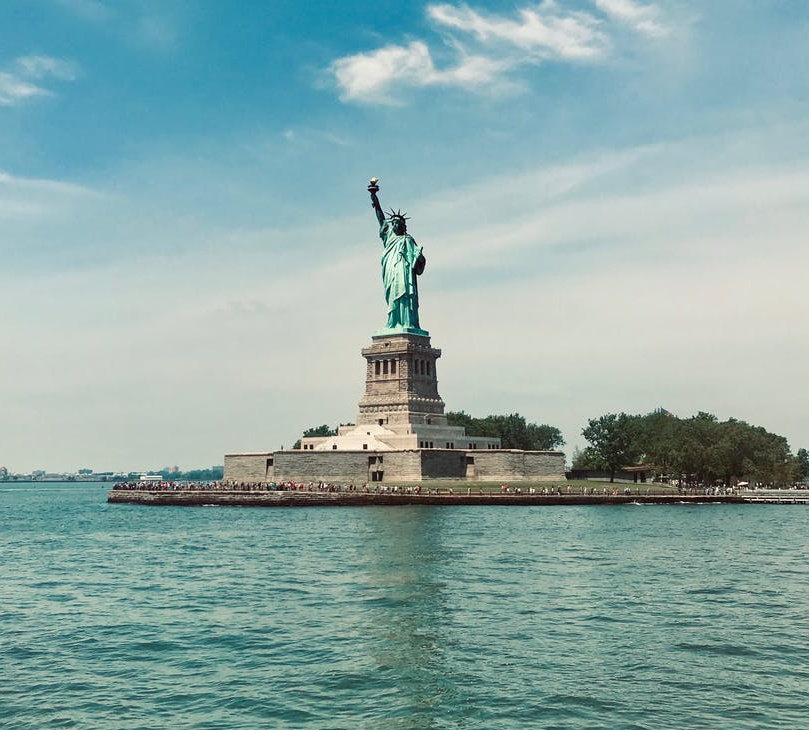 photo of statue of liberty